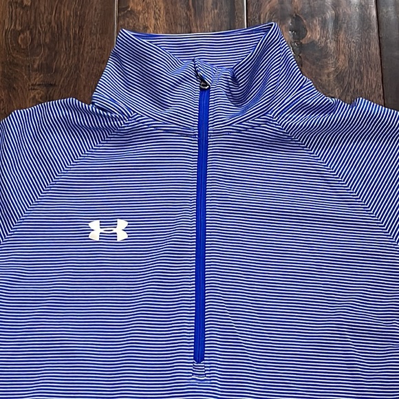 Under Armour Heat Gear Quarter Zip Pullover - Picture 2 of 4